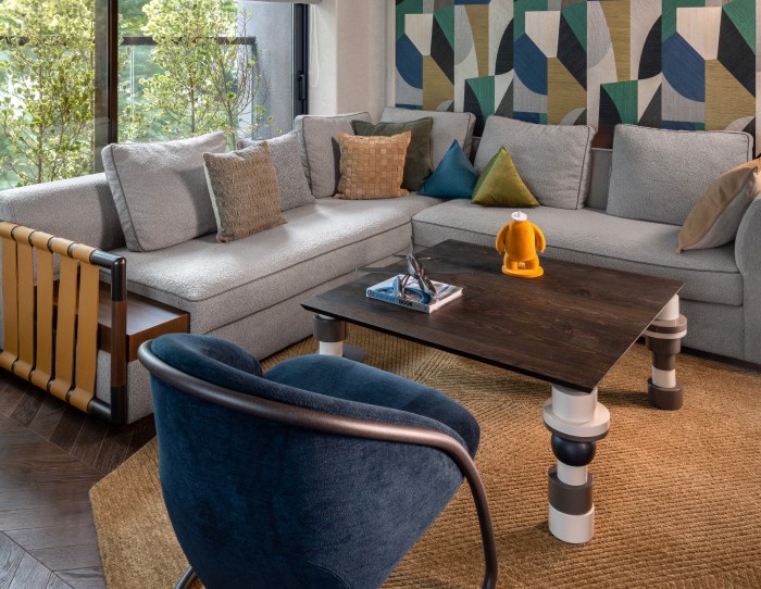 best_solid_rugs_for_living_room